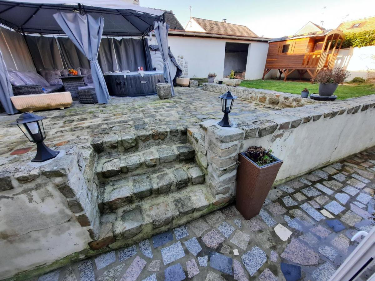 Villa Confortable Avec Jacuzzi A Chevannes Chevannes  외부 사진